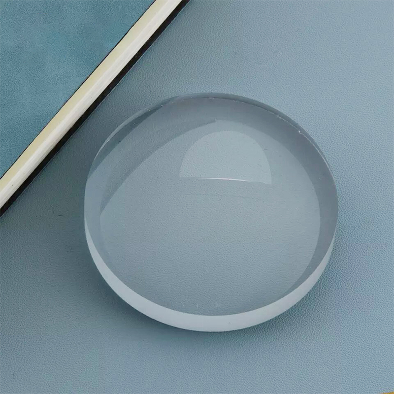 1,56 Halbfertige Bifokallinse mit flachem Oberteil